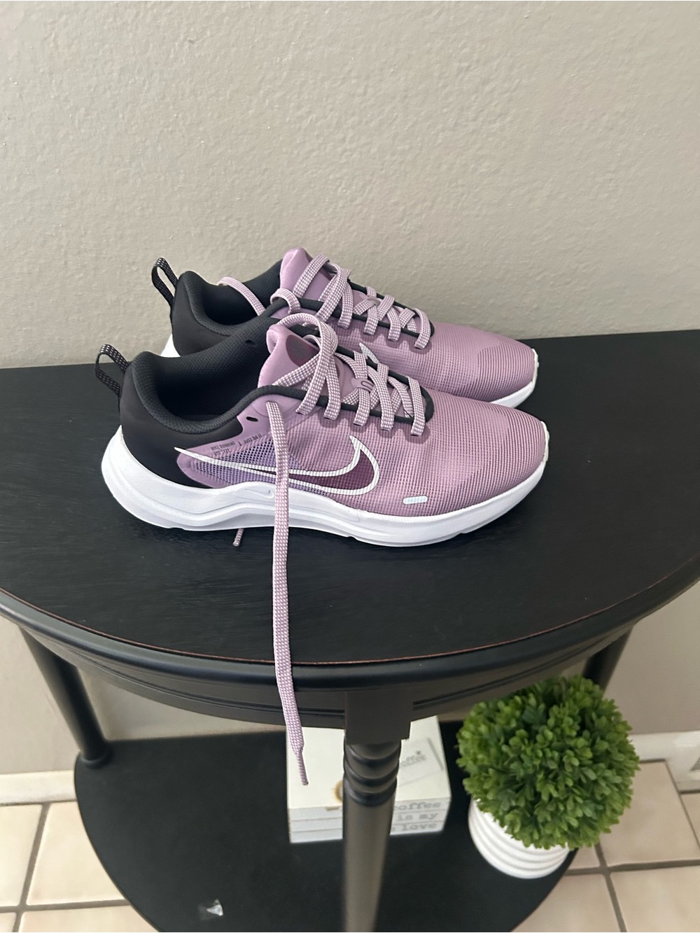 Nike Women's Lavender Lace-Up Running Sneakers - Picture 3 of 9